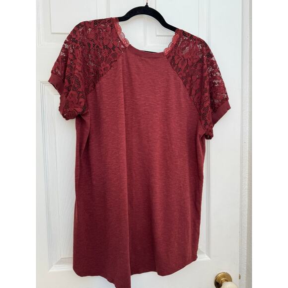Torrid Super Soft Lace Sleeve Henley Top – Size 3 - Picture 2 of 8